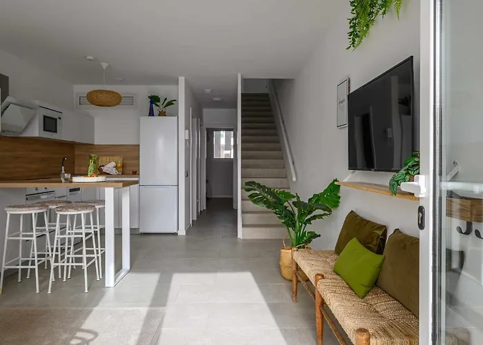 Monstera House - Near The Beach, Air-con, Fast Wifi And Sat Tv By Lanzarote 아파트